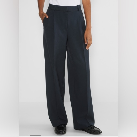 NWT Aritzia Babaton Pleated Pant in Dark Night Navy Size 6 - Picture 6 of 15